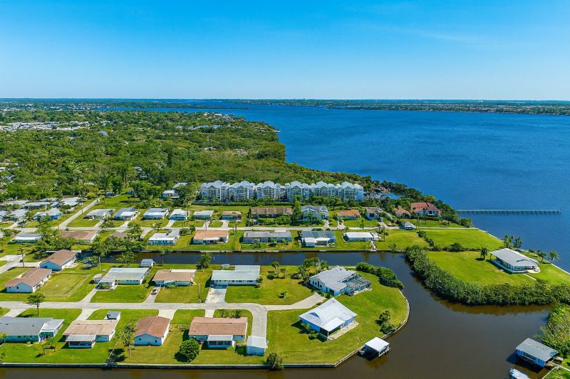 Local Shower Surround Installation in Ellenton, FL